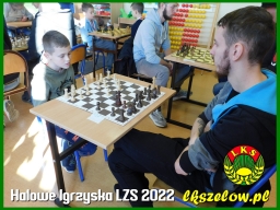 Miejsko-Gminne Halowe Igrzyska LZS w warcabach i szachach - 2022 rok